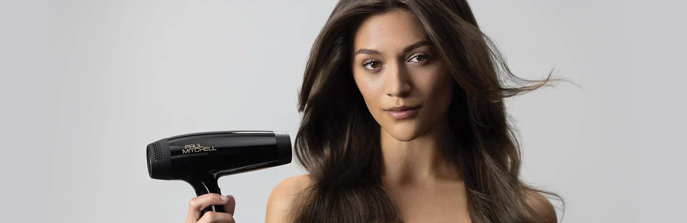 Consigli esperti per asciugare i capelli con il phon